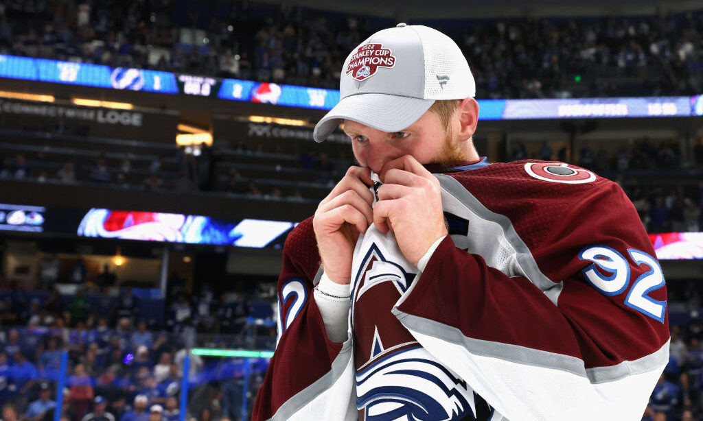 Gabriel Landeskog...