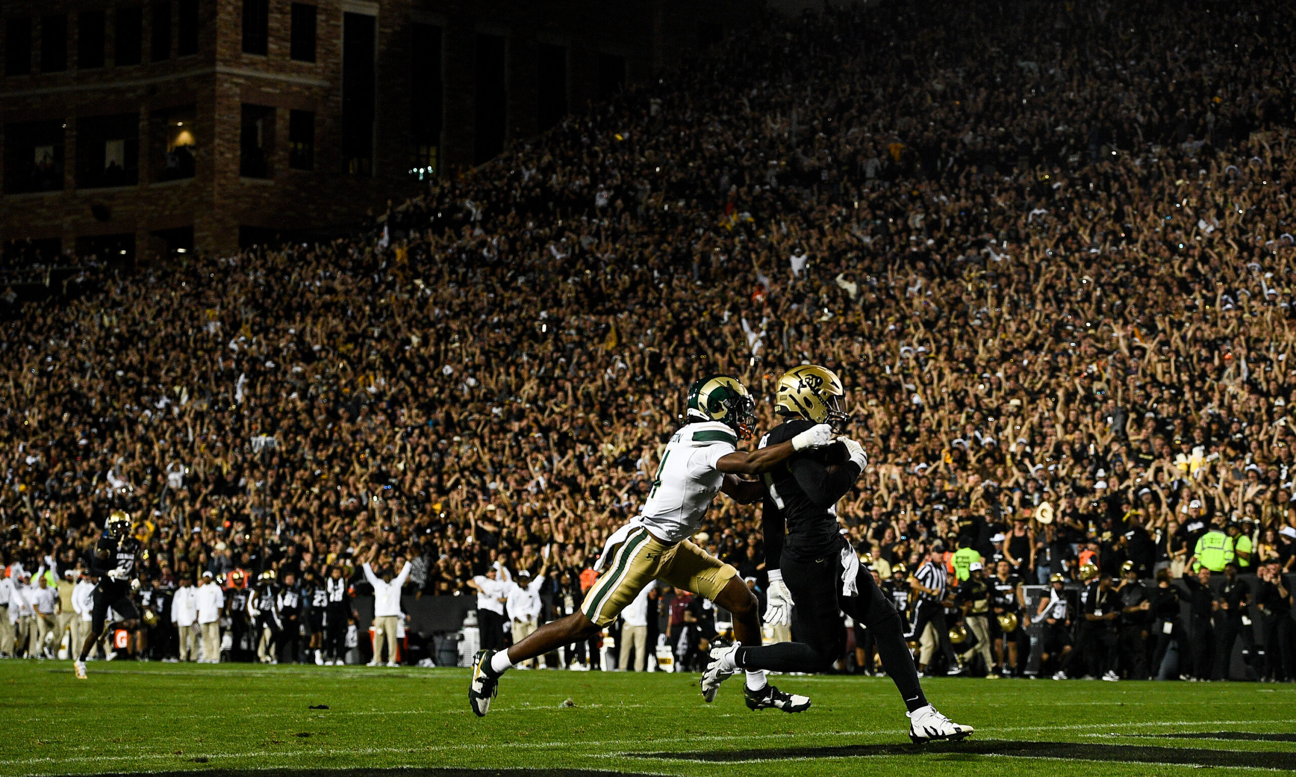 Xavier Weaver #10 of the Colorado Buffaloes...