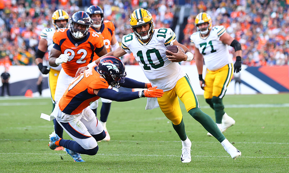 Broncos Packers Jordan Love...