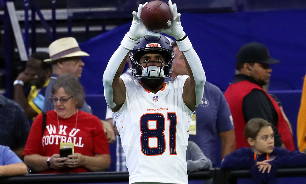 Broncos WR Devaughn Vele